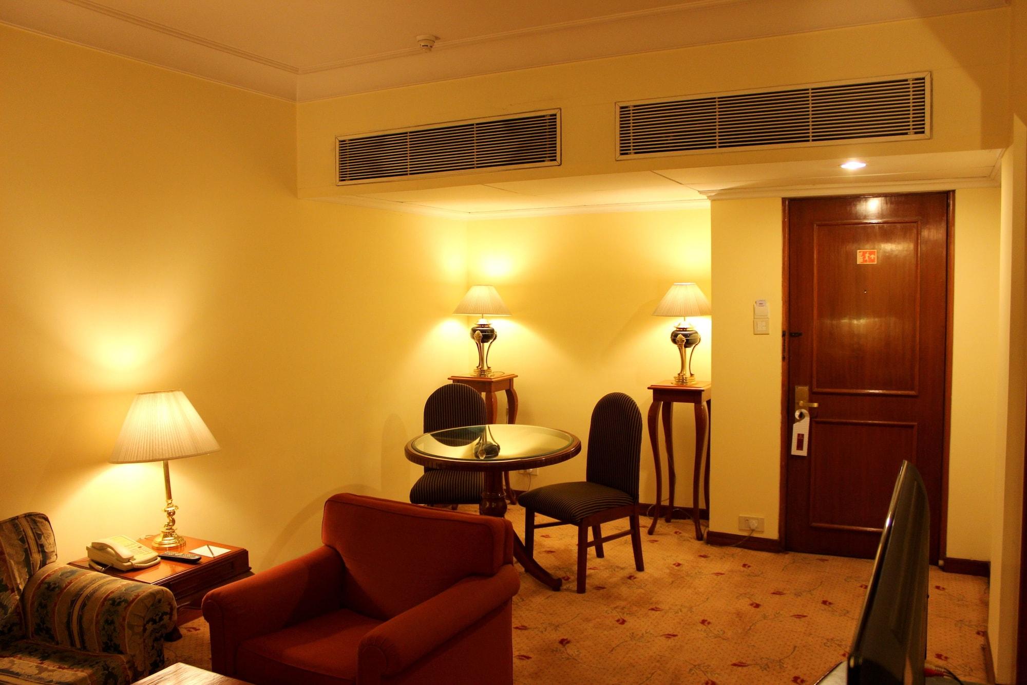 Sagar Plaza Centre Hotel Pune